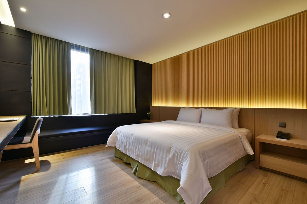 Hotel R14 Kaohsiung Exterior photo